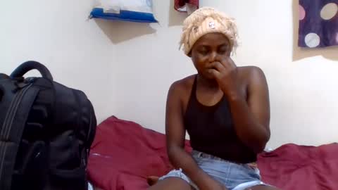 Snapshot of afronubians_ chatting on 9, 8, 2026 pink and josphen online show from 9, 8, 2026