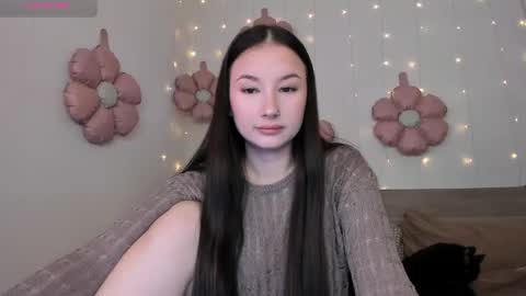 Snapshot of agata_cherry chatting on 13, 5, 2026 Eva online show from 13, 5, 2026