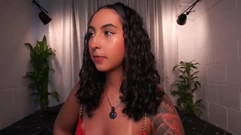 Snapshot of agatha_collinss chatting on 22, 5, 2026 Val inst agatha clls online show from 22, 5, 2026