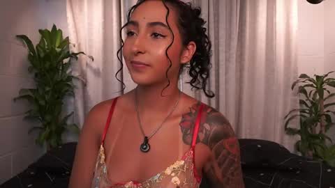 Snapshot of agatha_collinss chatting on 29, 5, 2026 Val inst agatha clls online show from 29, 5, 2026