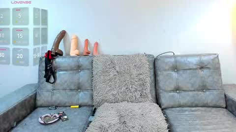 Snapshot of agatha_foxy1 chatting on 16, 5, 2026 NATASHA online show from 16, 5, 2026
