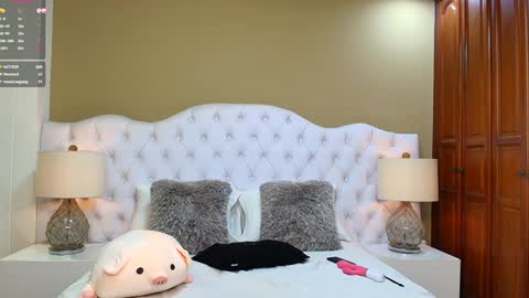 Snapshot of agatha_lenon chatting on 1, 2, 2025 Agatha online show from 1, 2, 2025