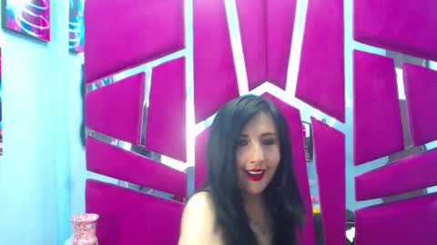 agatha_leon_ online show from 22, 10, 2025