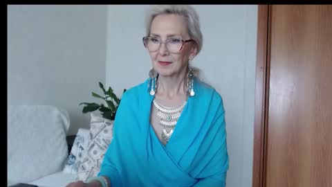 Agatha online show from 16, 9, 2025