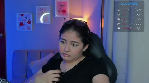 Snapshot of agatha_riccie chatting on 9, 5, 2026 Cat online show from 9, 5, 2026