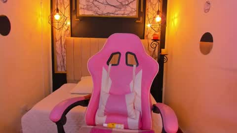 Snapshot of agatha_rusell chatting on 4, 3, 2025 agatha online show from 4, 3, 2025