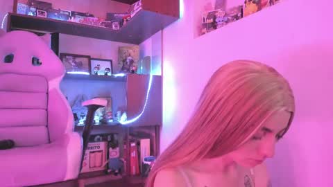 Camila     2 online show from 17, 1, 2025