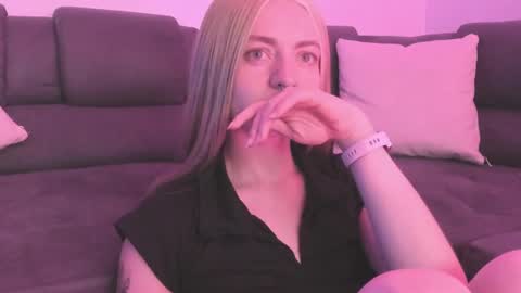 Camila     2 online show from 29, 1, 2025