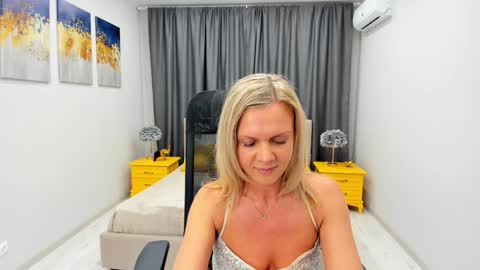 Agatha online show from 26, 1, 2025