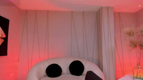 Agatha online show from 13, 1, 2025