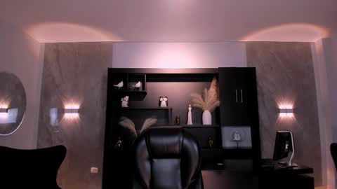 Agatha online show from 23, 3, 2026