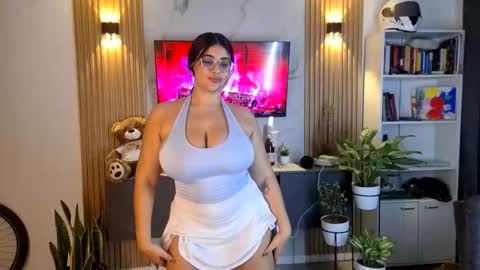 Agatha Owens online show from 7, 3, 2026