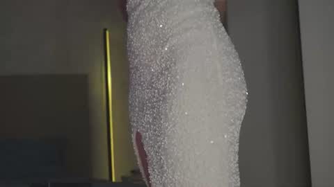 Snapshot of agent_blonde chatting on 29, 6, 2026 May online show from 29, 6, 2026