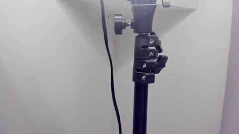 agnes_jones online show from 7, 10, 2025