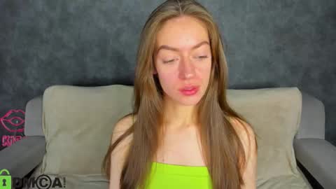 agnes wells online show from 28, 9, 2025