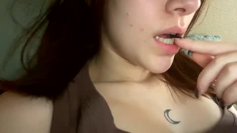 Agnes online show from 3, 11, 2025