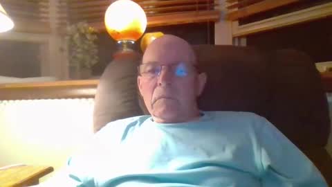 aguynrkfrd online show from 21, 9, 2025