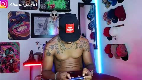 Snapshot of aharon_sexo1 chatting on 9, 1, 2025 Aharon Zamora online show from 9, 1, 2025