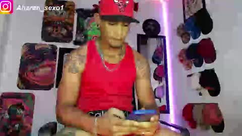 Snapshot of aharon_sexo1 chatting on 12, 1, 2025 Aharon Zamora online show from 12, 1, 2025