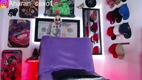 Snapshot of aharon_sexo1 chatting on 1, 2, 2025 Aharon Zamora online show from 1, 2, 2025