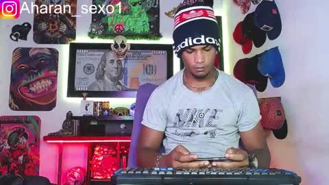 Snapshot of aharon_sexo1 chatting on 15, 2, 2025 Aharon Zamora online show from 15, 2, 2025