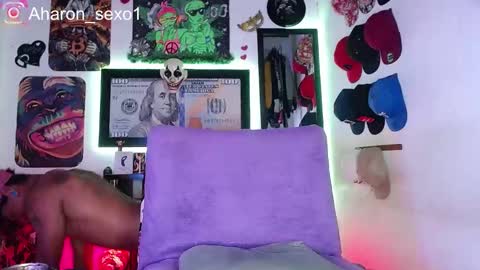 Snapshot of aharon_sexo1 chatting on 27, 2, 2025 Aharon Zamora online show from 27, 2, 2025