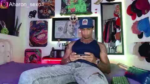 Snapshot of aharon_sexo1 chatting on 5, 3, 2025 Aharon Zamora online show from 5, 3, 2025