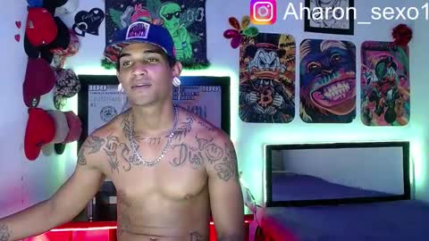 Snapshot of aharon_sexo1 chatting on 11, 3, 2025 Aharon Zamora online show from 11, 3, 2025