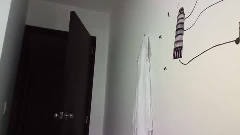 Snapshot of ahntony__69 chatting on 12, 12, 2024 ahntony  69 online show from 12, 12, 2024