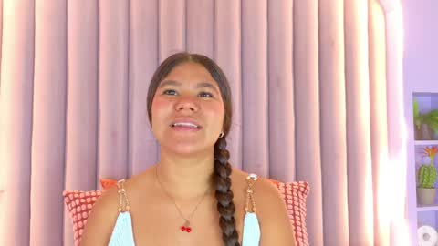 Snapshot of ahslyevans__ chatting on 1, 6, 2026 AHSLY online show from 1, 6, 2026