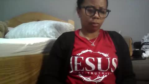 Snapshot of aicha_boobs chatting on 5, 5, 2026 Aicha boobs online show from 5, 5, 2026