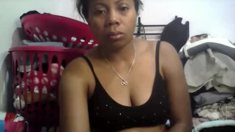Snapshot of aicha_boobs chatting on 15, 5, 2026 Aicha boobs online show from 15, 5, 2026