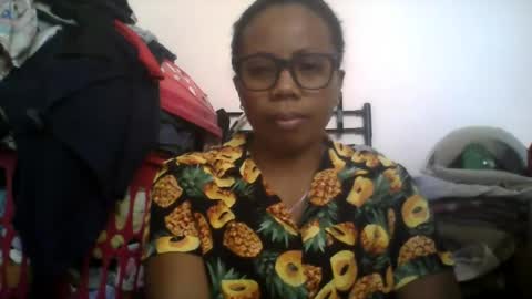 Snapshot of aicha_boobs chatting on 20, 6, 2026 Aicha boobs online show from 20, 6, 2026