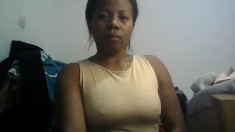 Aicha boobs online show from 28, 7, 2026