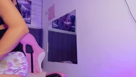 Aida online show from 7, 4, 2026