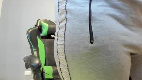 karoline  online show from 15, 2, 2025