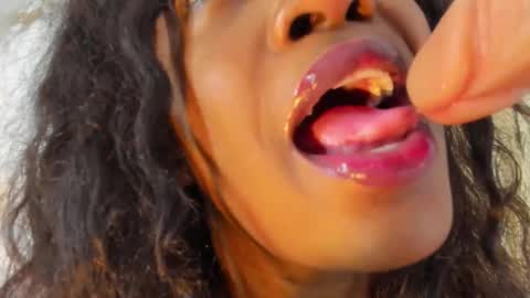 Aida  online show from 16, 2, 2025