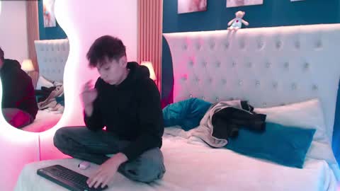 Aiden online show from 2, 6, 2026