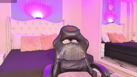 Snapshot of aiden_royce chatting on 22, 9, 2025 aiden_royce online show from 22, 9, 2025