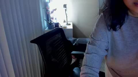 Giana online show from 5, 12, 2025