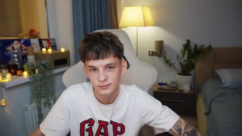 Snapshot of aiko_miracle chatting on 16, 12, 2024 birthday here online show from 16, 12, 2024