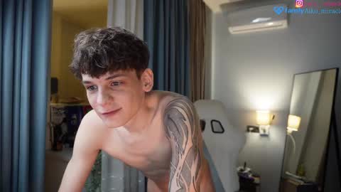 Snapshot of aiko_miracle chatting on 8, 3, 2025 birthday here online show from 8, 3, 2025