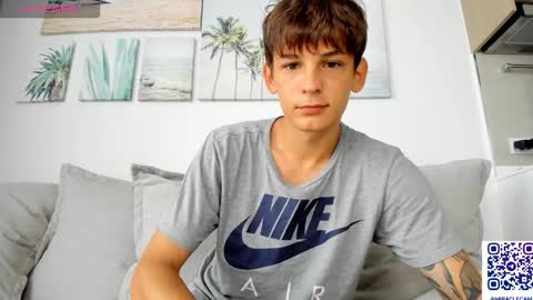 Snapshot of aiko_miracle chatting on 11, 10, 2025 birthday here online show from 11, 10, 2025