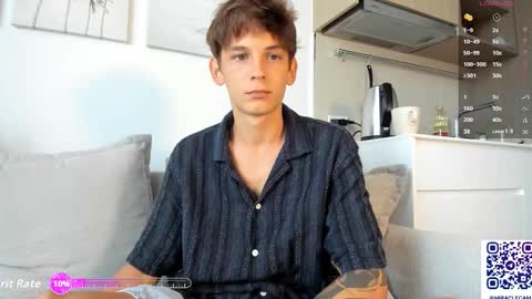 Snapshot of aiko_miracle chatting on 17, 10, 2025 birthday here online show from 17, 10, 2025