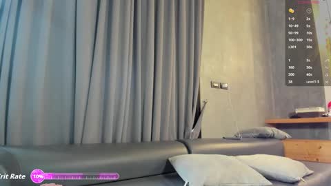 Snapshot of aiko_miracle chatting on 25, 10, 2025 birthday here online show from 25, 10, 2025