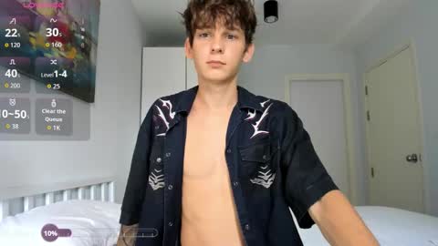 Snapshot of aiko_miracle chatting on 7, 11, 2025 birthday here online show from 7, 11, 2025