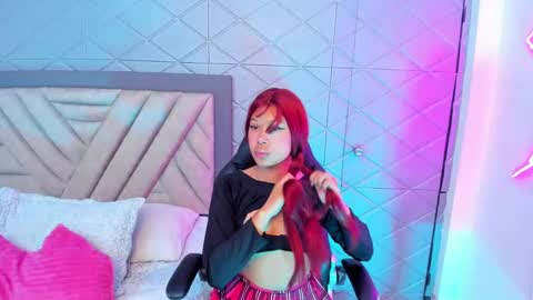 Snapshot of aikolee_ chatting on 13, 9, 2025 AikoLee online show from 13, 9, 2025