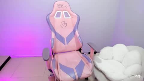 Snapshot of ailee_kawaii chatting on 8, 3, 2025 Ailee Hyuga online show from 8, 3, 2025