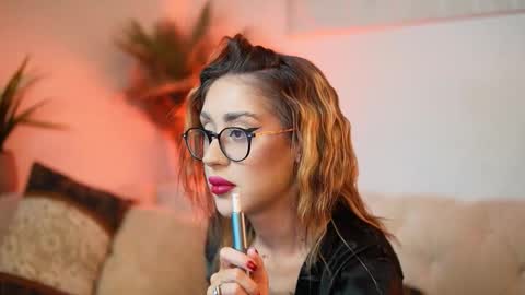  Aileen  online show from 18, 12, 2025