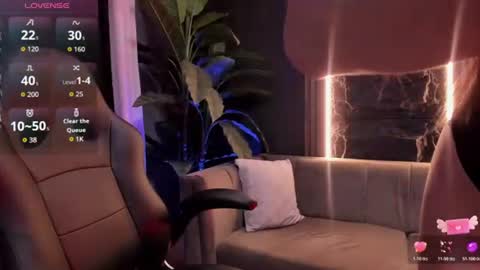 Snapshot of aili_queen chatting on 8, 7, 2026 Catalina online show from 8, 7, 2026